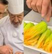 Joseba Arguiñano, cocinero: “Para preparar recetas con flores de calabacín, es clave quitar el pistilo de la flor femenina antes de rellenarlas”
