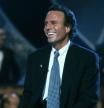 El Gobierno estudia retirar la medalla de oro en Bellas Artes a Julio Iglesias
