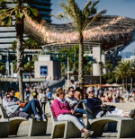 Los extranjeros ya protagonizan la mitad de las compras de vivienda en barrios como la Barceloneta