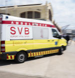 Dos muertos y 40 desalojados en el incendio de una vivienda en Xàbia (Alicante)