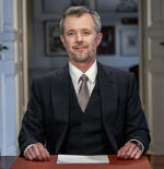 El rey Federico de Dinamarca también aparece en los “papeles de Epstein” cuando era príncipe