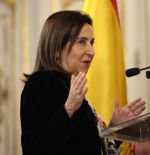 Robles no descarta una participación de España en el despliegue militar en Groenlandia