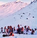Al menos cinco muertes en una serie de avalanchas en el oeste de Austria