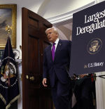 Trump elimina las reglas para luchar contra el cambio climático y se une a los contaminadores