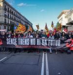 Los usuarios de Rodalies exhiben su hartazgo en Barcelona y exigen un “cambio radical” de gestión