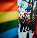 Nueva York repone la bandera LGTB en Stonewall retirada por Trump