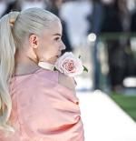 El invernadero de Dior reúne a las nuevas estrellas de Jonathan Anderson