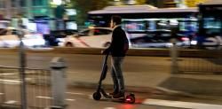 Una sentencia judicial dicta que los patinetes eléctricos de más 25 km/h necesitan permiso de conducir