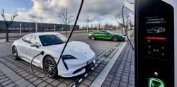 Porsche inaugura la estación de carga rápida más potente de Europa