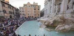 Alucinan con el dineral que se recoge cada día en el interior de la Fontana di Trevi: “mis ahorros”