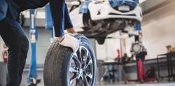 Señales que te indican que debes cambiar los neumáticos del coche