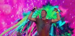 Gasta 900€ en entradas para ver a Coldplay en Barcelona, pero le toca estar en una mesa electoral el mismo día