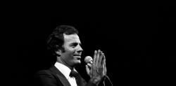 Julio Iglesias, el eterno galán que conquistó el mundo
