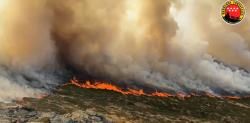 Madrid mantiene 10 dotaciones terrestres y 2 aéreas en el incendio de Peñalba de la Sierra
