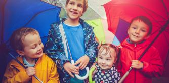 Chaquetas entretiempo impermeables para niños.