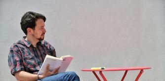 El exvicepresidente Pablo Iglesias sin coleta
