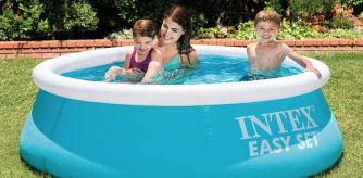 Piscina hinchable Intex.