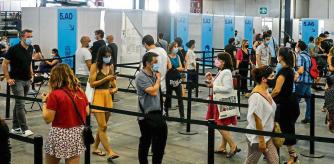 FOTO ALEX GARCIA CENTRO DE VACUNACION MASIVA PARA COVID EN FIRA DE BARCELONA 2021/07/05