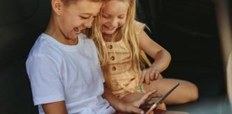 Hay que estar bien equipado para evitar que los niños se descontrolen en el coche