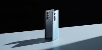 El Oppo Reno6 Pro en sus dos colores, Lunar Grey y Artic Blue