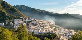 Ojén, en el parque nacional de la Sierra de las Nieves
