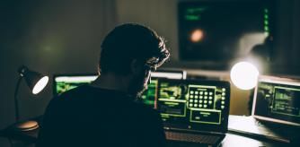 Un hacker trabajando