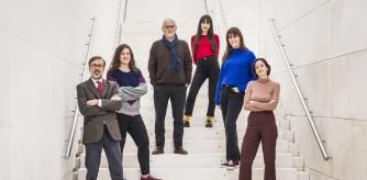 De izquierda a derecha, Emanuele Manzitti, cónsul general de Italia;  Marta de Muga (Inclús); Lucio Izzo, director del instituto de cultura italiano;  Claudia Mera (Reteena);  Adriana Pérez ( Inclús) y Maria Castellví (Reteena)