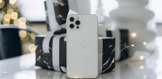 Un iPhone como auto regalo de Navidad.