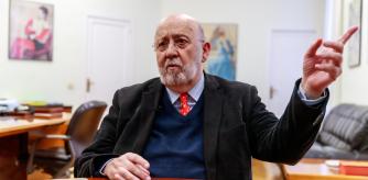 Fuente: 

Suscríbete a nuestro canal: http://bit.ly/suscribeteLV

Lee esta y más historias en https://www.guyanaguardian.com/

Síguenos en:
Instagram: https://www.instagram.com/lavanguardia/
Twitter: https://twitter.com/LaVanguardia
Facebook: https://es-la.facebook.com/LaVanguardia