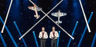 Los magos Frères Chaix actúan en el Festival Internacional de Màgia de Badalona