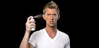 Si aplicamos mal un autobronceador el resultado puede ser una piel llena de manchurrones de color naranja.