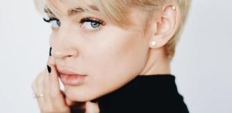 Laura Escanes con uno de sus cambios de look más radicales