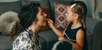 Haz sentir especial a tu madre regalándole estos productos de belleza a precios increíbles