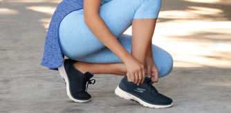 Consigue unas zapatillas Skechers con un descuento de más del 50%