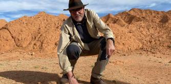 Jordi Serrallonga, en el desierto de Gobi (Mongolia)