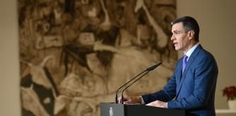 El presidente del Gobierno, Pedro Sánchez, en una rueda de prensa a finales de diciembre