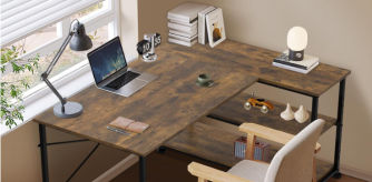 Un escritorio esquinero que podrás encontrar en Amazon.