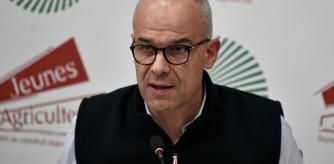 Arnaud Rousseau, líder del sindicato FNSEA, el más importante, en el momento de anunciar la suspensión de los bloqueos