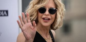 FOTO MARTI GELABERT 21/04/2024 LA ACTRIZ AMERICANA MEG RYAN VISITA BARCELONA CON MOTIVO DE LA OCTAVA EDICION DEL BCN FIL FEST. MEG RYAN PRESENTA SU SEGUNDO LARGOMETRAJE COMO DIRECTORA ‘LO QUE SUCEDE DESPUES’. FOTOGRAFIADA EN EL HOTEL CASA FUSTER, CON EL PASEO DE GRACIA DE FONDO