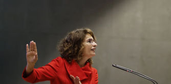 La vicepresidenta primera y ministra de Hacienda, María Jesús Montero