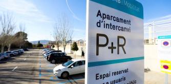Uno de los aparcamientos disuasorios, que se encuentran en los principales nodos ferroviarios de la periferia de Barcelona.