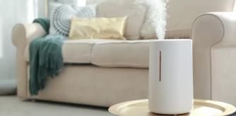 Los humidificadores son muy útiles para aliviar los síntomas del resfriado y ayudan a dormir mejor. Algunos también son difusores de aromas.