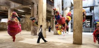 Manifesta 15, la Bienal Nómada Europea, llega a la región metropolitana de Barcelona para celebrar su 15.a edición del 8 de septiembre al 24 de noviembre de 2024. A través de intervenciones artísticas en lugares históricos destacados y edificios industriales que nunca antes se habían abierto al público, Manifesta 15 busca descentralizar la infraestructura cultural de Barcelona y sus ciudades cercanas.