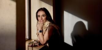 FOTO ALEX GARCIA LA SOPRANO ALBANESA ERMONELA JAHO FOTOGRAFIADA EN EL ESMUC 2024/02/17