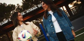 Aitana Bonmatí y su mejor amiga Maria Rodriguez