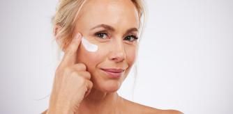 La crema que todas quieren para tratar las líneas de expresión, la textura y luminosidad del rostro.