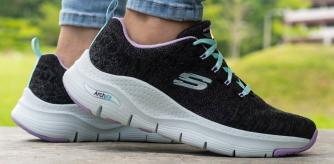 Zapatillas Skechers para mujer con descuento en Amazon