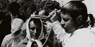UKRAINE - JANUARY 01: Evacuation And Radioactivity Control Of The People After Tchernobyl Catastrophe In Ukraine-Eastern Europe (Photo by Keystone-France/Gamma-Keystone via Getty Images)
