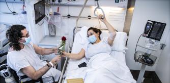 Enfermos, lejos, solos...