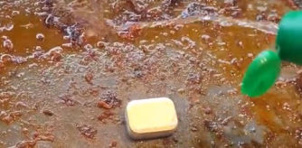 Una pastilla en el centro y agua hirviendo son algunos de los ingredientes de esta técnica